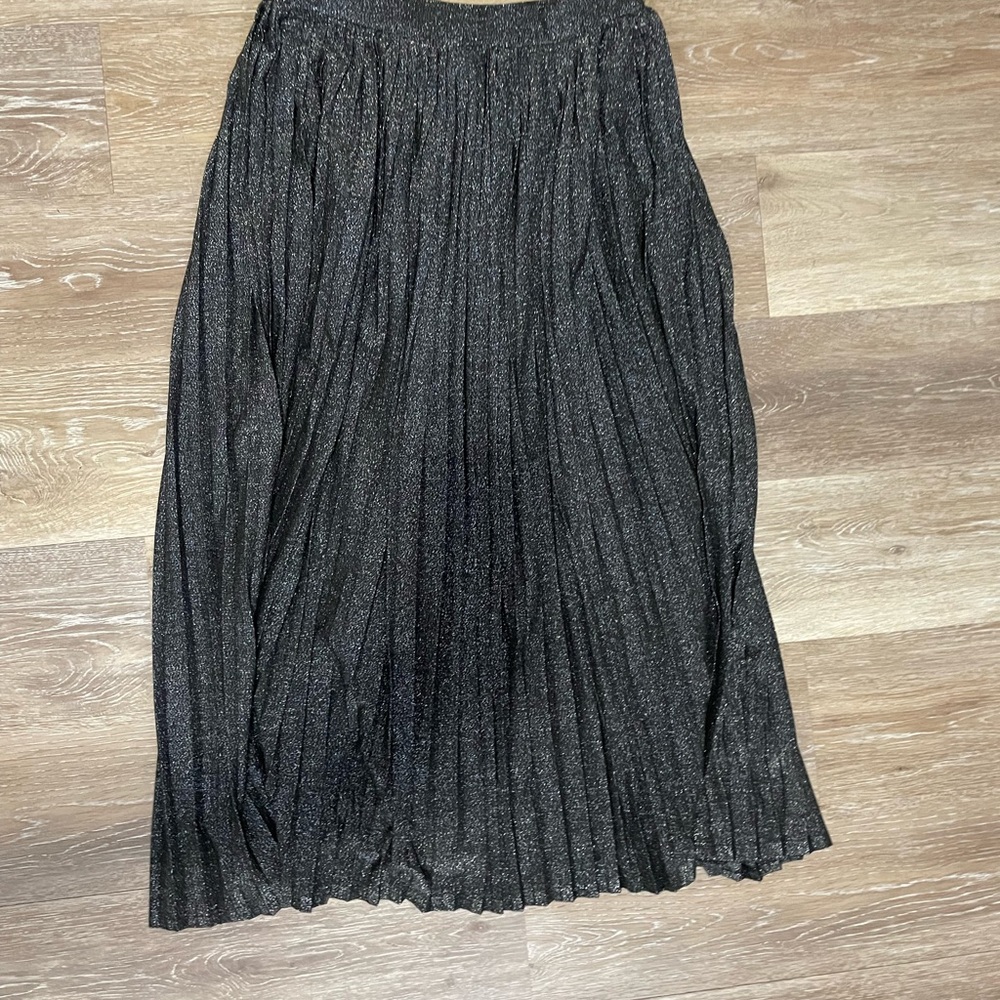 Sparky pleated midi skirt